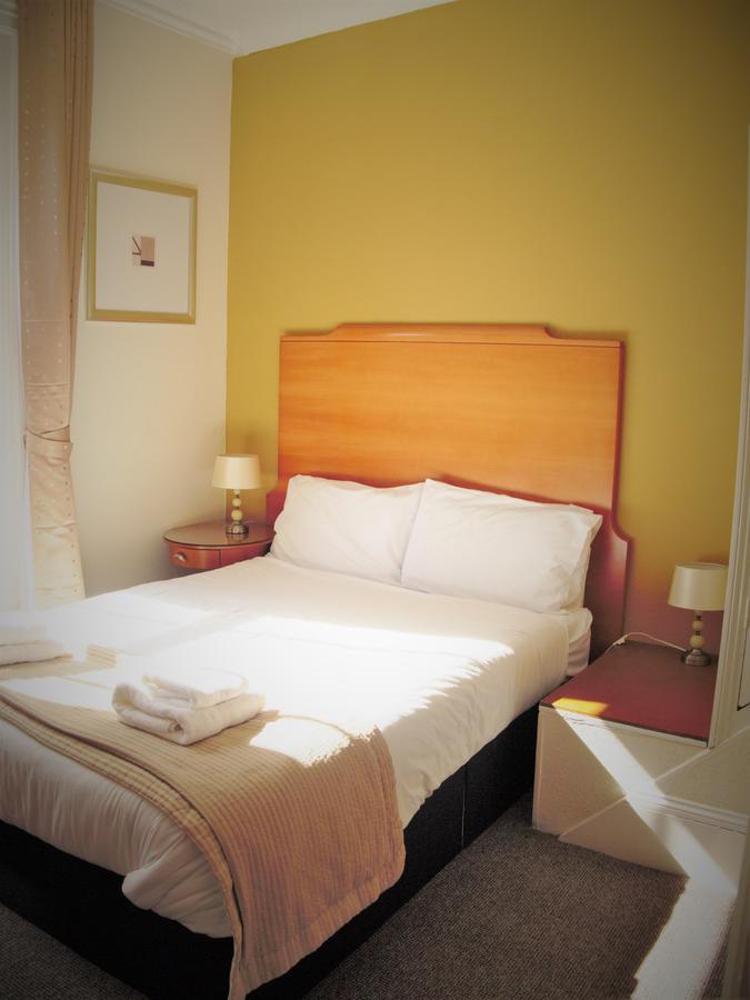 Town House Rooms Hastings Esterno foto